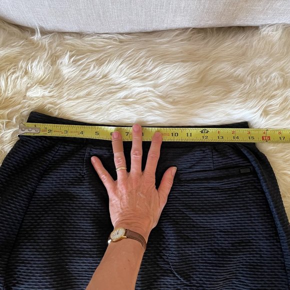 Black Textured Golf Skort (Tail Golf)  - M - Picture 5 of 8